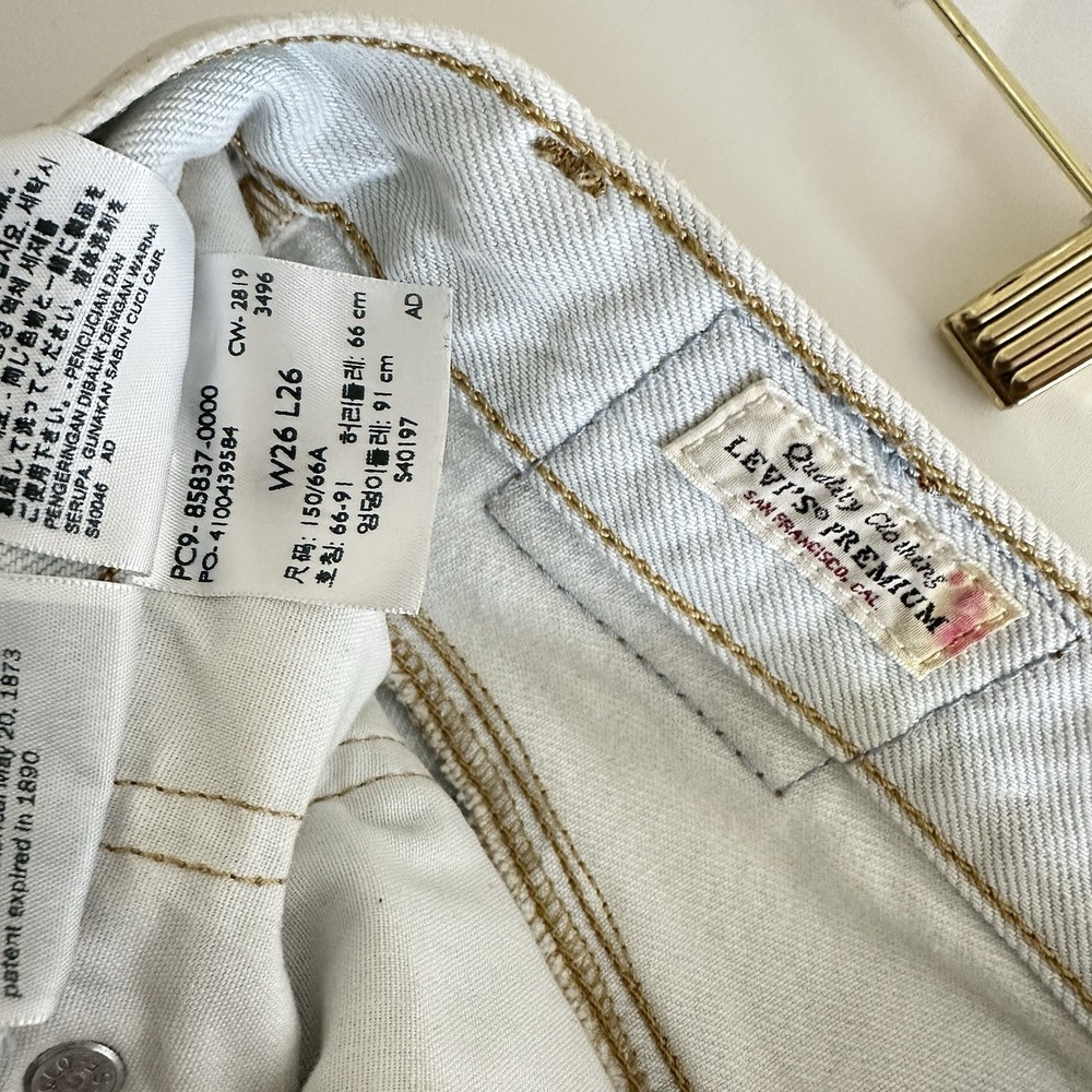 Levi's 501 "Big E" Crop Light Jeans Patchwork Denim Scatter Triangle Holes Sz 26 - Picture 10 of 11